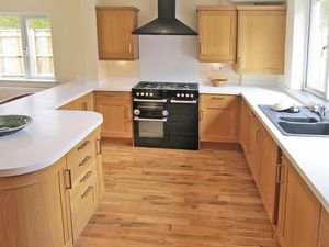 Photo 33- click for photo gallery